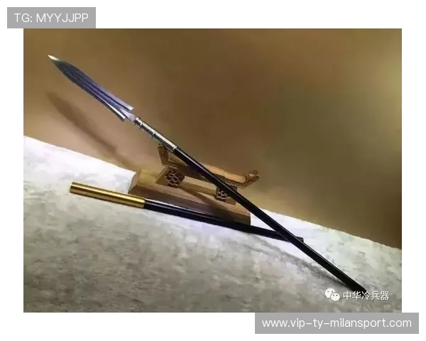 RNG上路尝试短兵器体系，效果超出预期