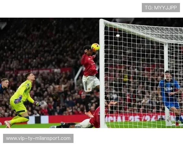 曼联定位球套路成功，布鲁诺精准弧线破门