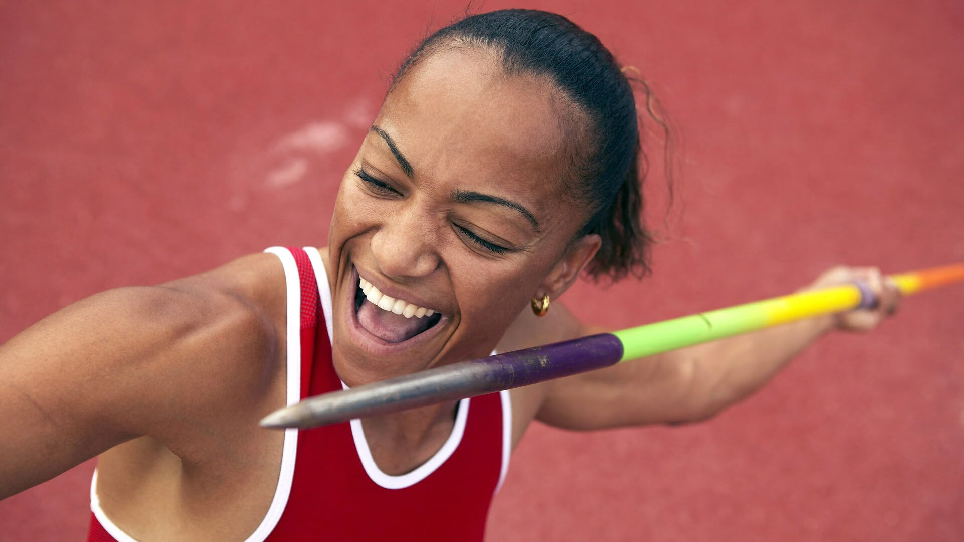 “高新体育中心羽毛球：速度与精准的完美碰撞”